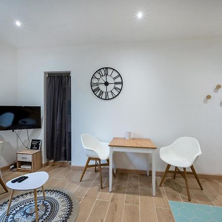Climatisation - Hyper Centre - Cosy Flat - Free Wifi Appartement Avignon Buitenkant foto